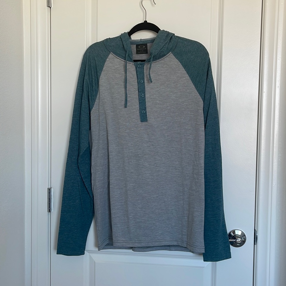 Men’s Oakley Hoodie